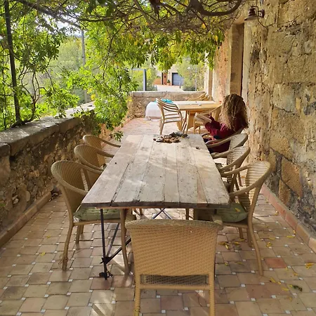 De Ensueno En Con 9 Dobles Con Banos Privados Y Piscina De 20m X 2,70m * Cantallops